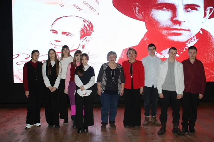 3-E2bIWljsJv-bjiDDhAQbAITDSowiPZ8o6TrCUy9dNxmxdbEbaLS6eyAn9fR4NCbMyQc1ltgOK7g0lA